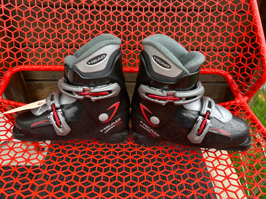 Ski Boots Mondo Size 22.0 child Size 4 Head 261 mm Black Red Grey