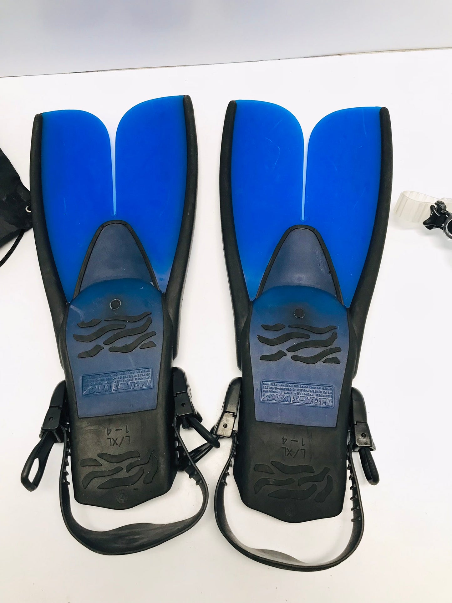 Snorkel Dive Fins Child Shoe Size 1-4 US Divers Blue Grey Excellent