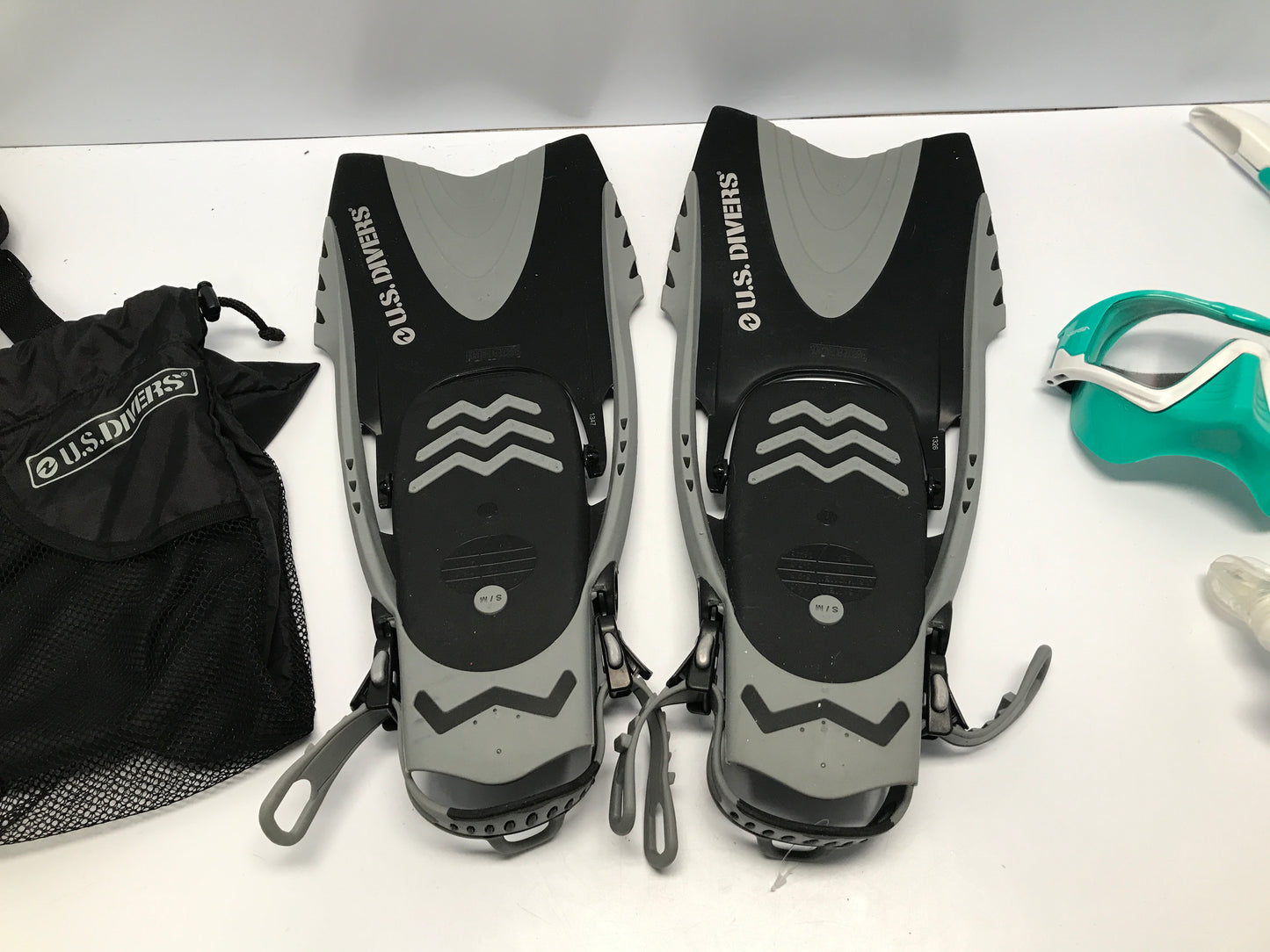 Snorkel Dive Fins Set Ladies Size 5-9.5 Black Grey Teal