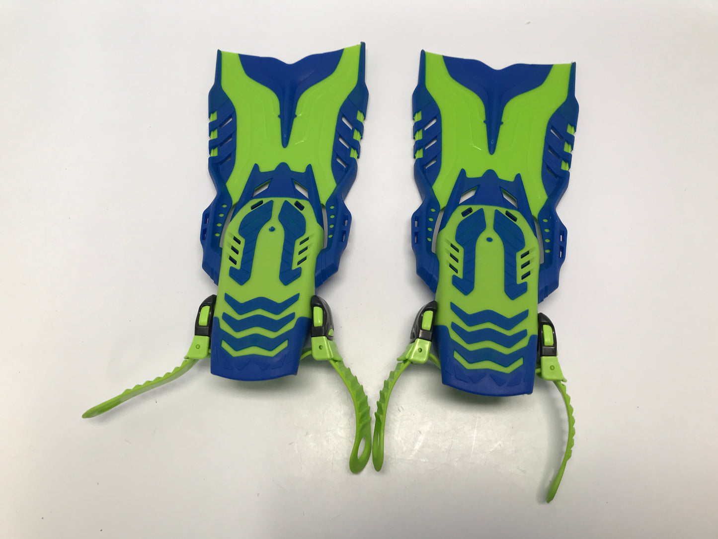 Snorkel Dive Surf Swim Fins Child Size 9-13 Body Glove Blue Lime Excellent