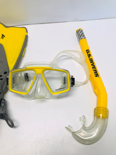 Snorkel Dive Swim Fins Set Child Shoe Size 1-4 US Divers Yellow Grey Excellent