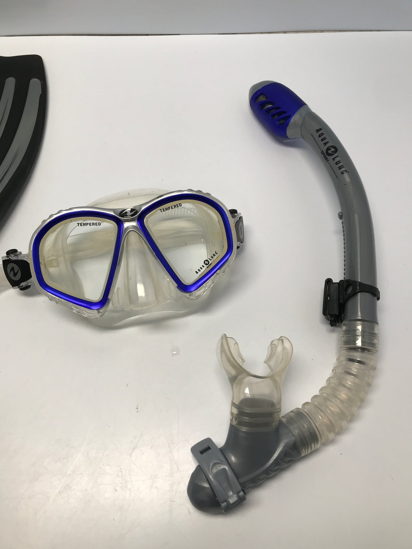 Snorkel Dive Swim Fins Set Men's Size 9-13  Adjustable Body Glove Black Grey Blue Excellent