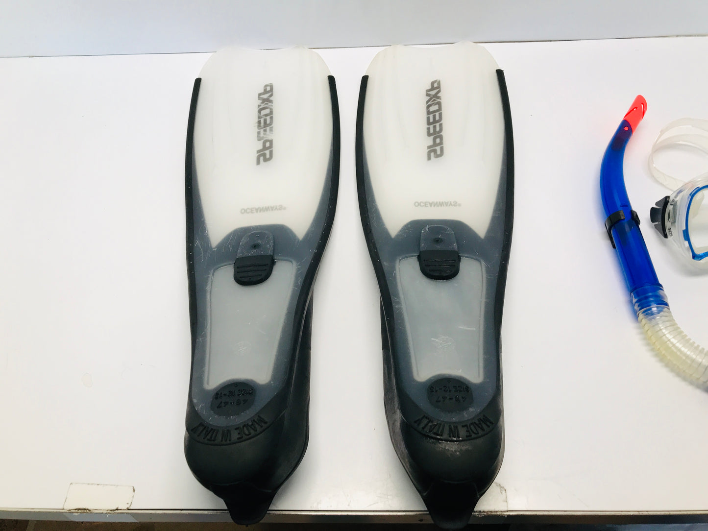 Swim Surf Fins Set Men's Size 12-13 Speedo Black Blue