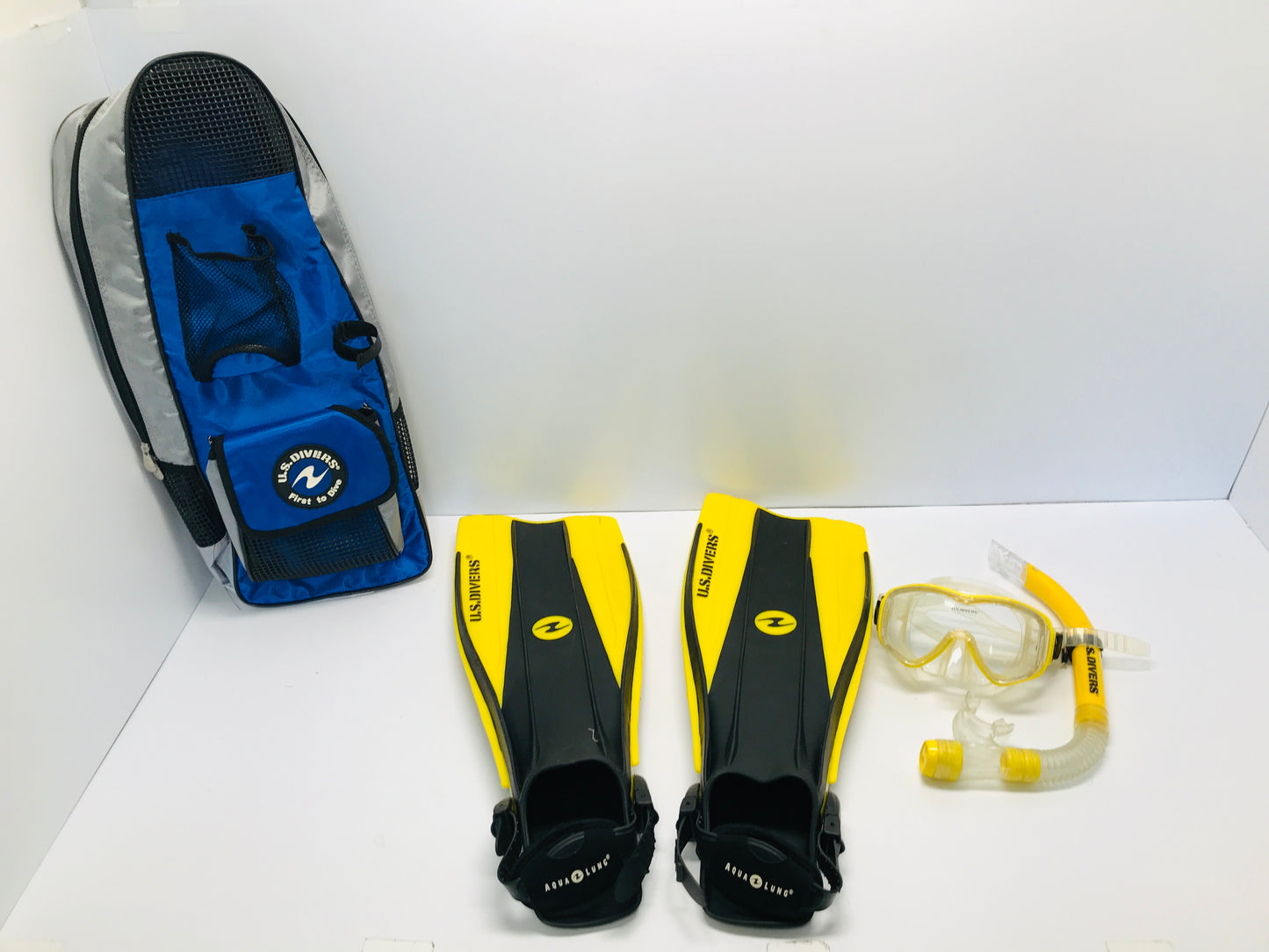 Snorkel Swim Surf Fins Set Men's Size 9-13 Adjustable US Divers Black Yellow Excellent