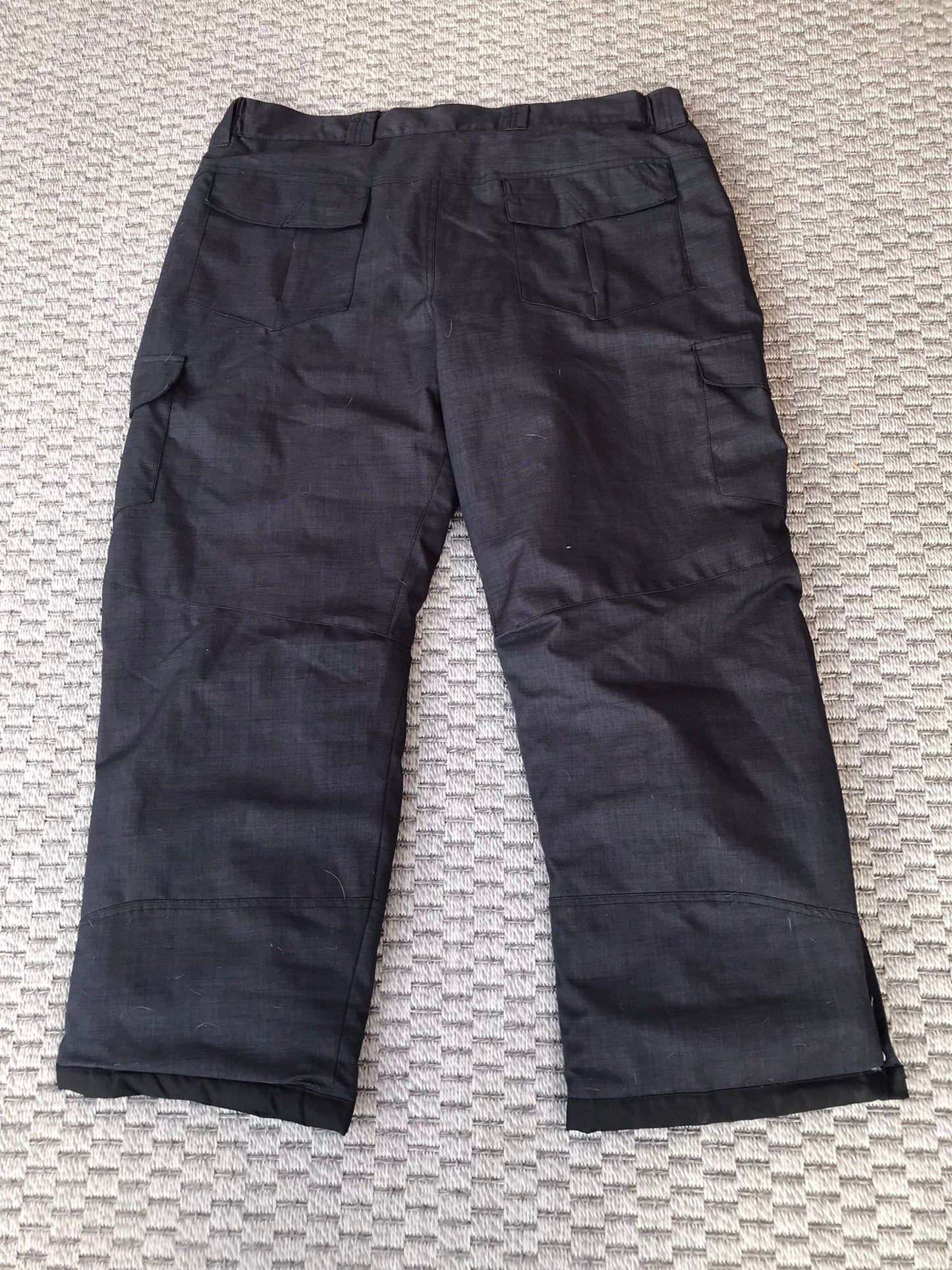 Snow Pants Men's XX-Large Smokey Grey Cargo Pockets Fleece Lined Like New