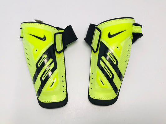 Soccer Shin Pads Child Size Junior Large Nike Lime Black age 7-9