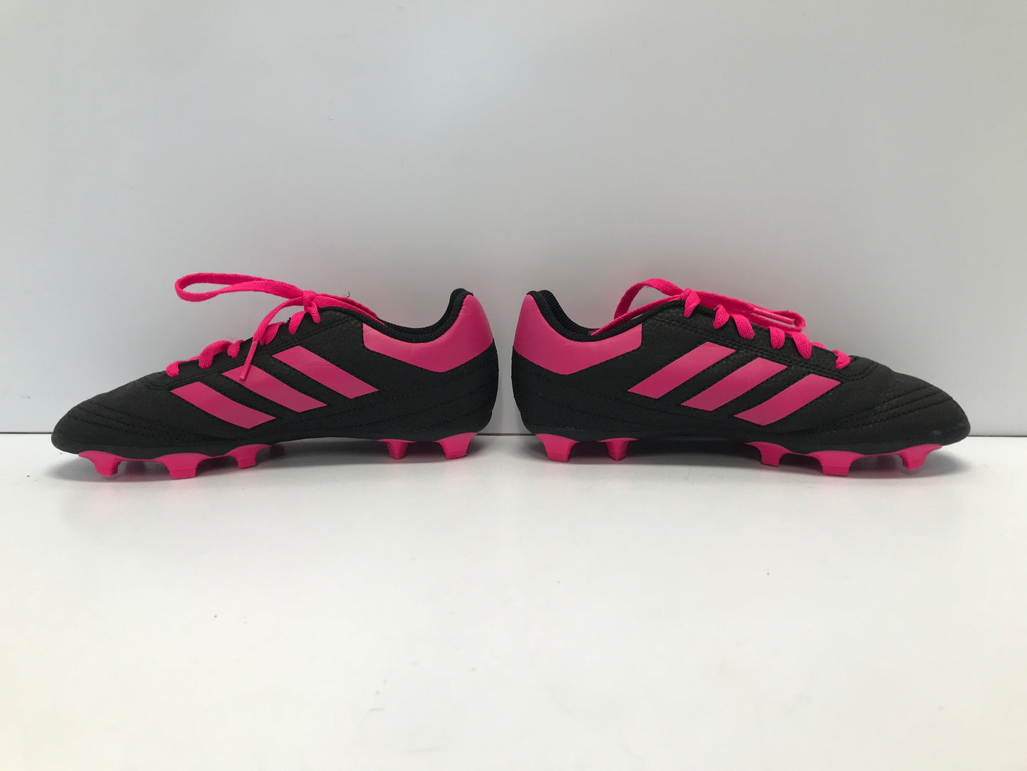 Soccer Shoes Cleats Child 2.5 Adidas Black Pink Minor Wear