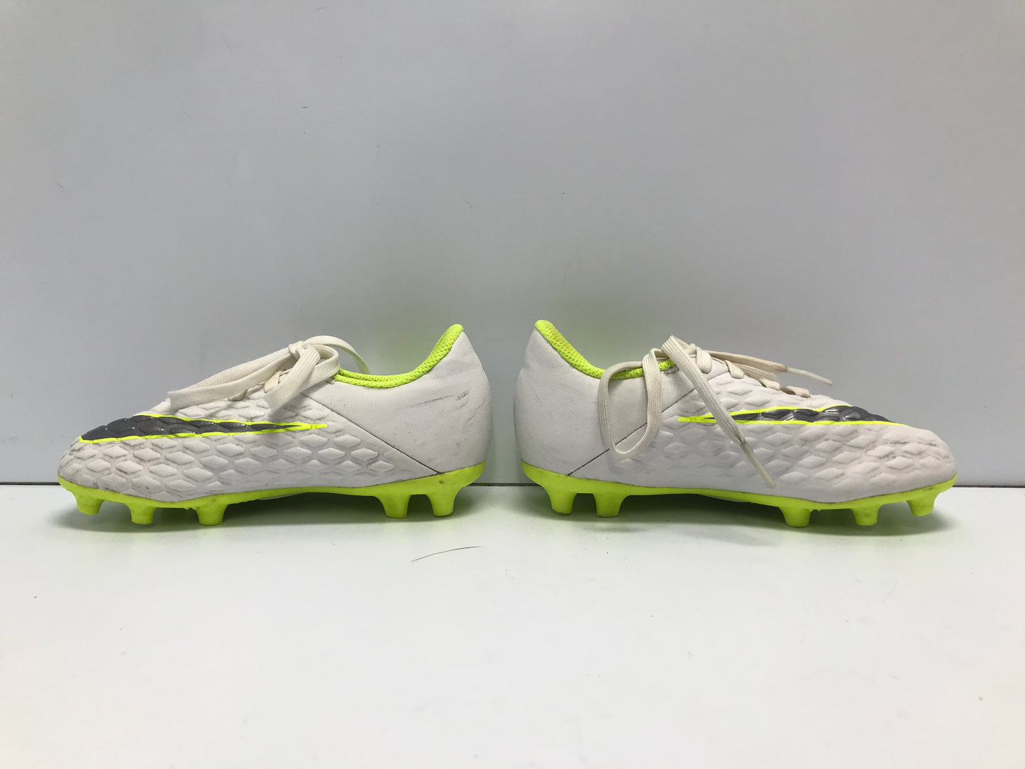 Soccer Shoes Cleats Child Size 10 Toddler Nike Hypervenom White Lime Grey Excellent
