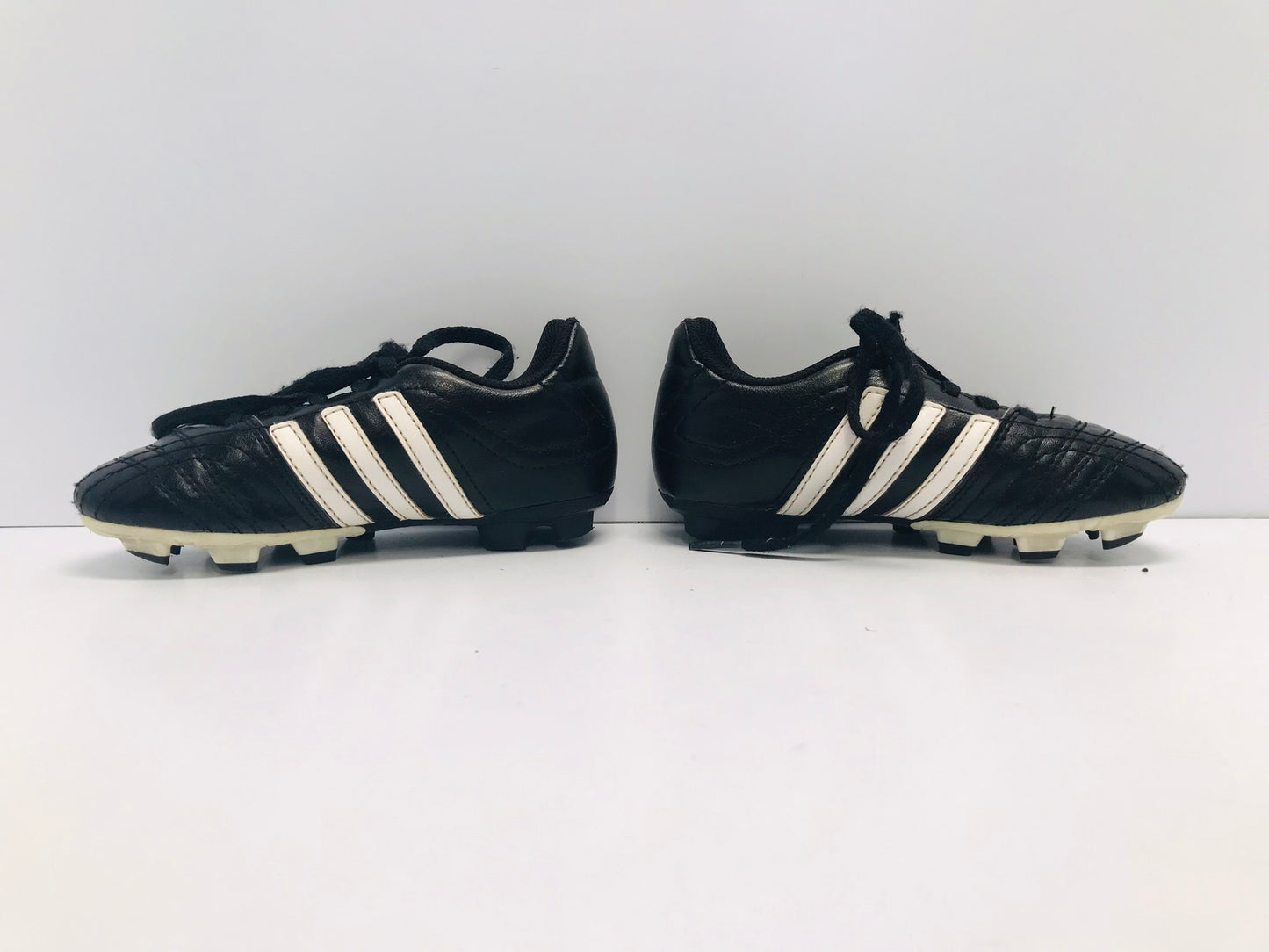 Soccer Shoes Cleats Child Size 11 Adidas Black White Excellent