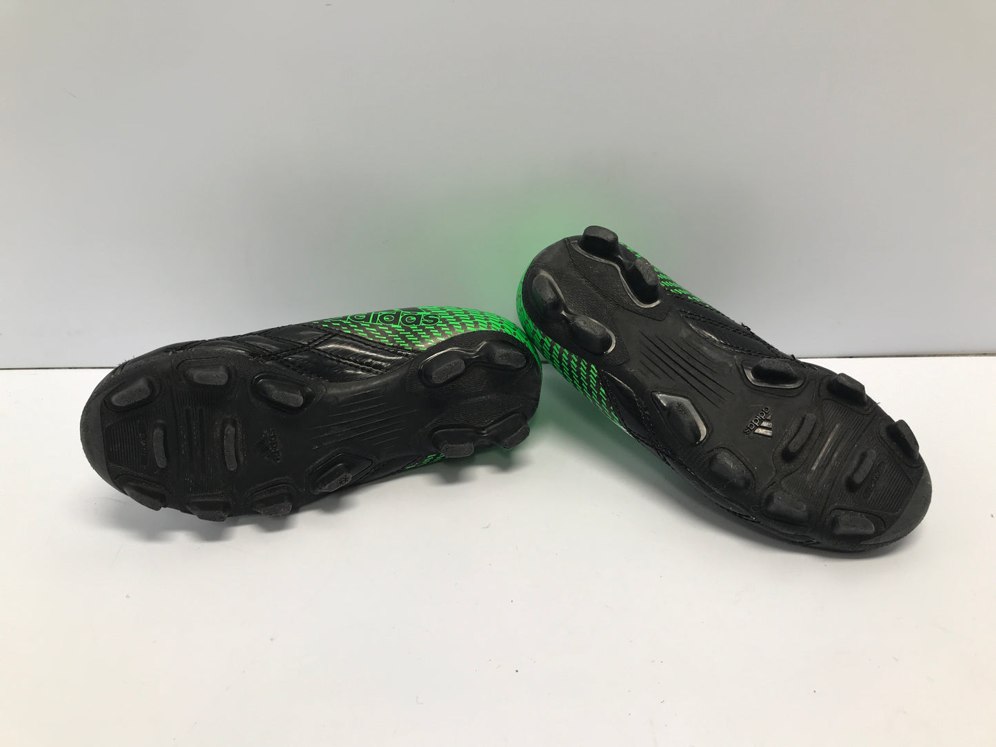 Soccer Shoes Cleats Child Size 11 Adidas Green Black Excellent