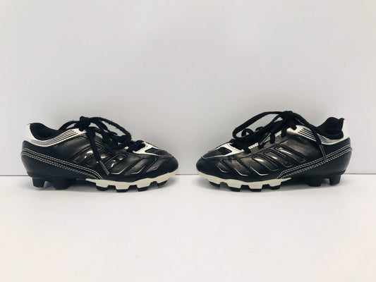 Soccer Shoes Cleats Child Size 11 Black White Excellent