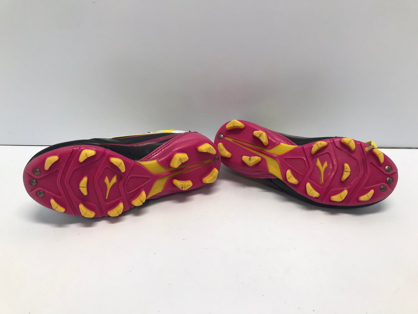 Soccer Shoes Cleats Child Size 11 Diadora Pink White Yellow