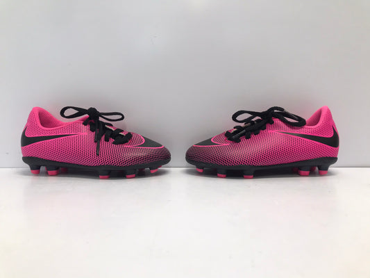 Soccer Shoes Cleats Child Size 11 Nike Fushia Pink and Black Like New