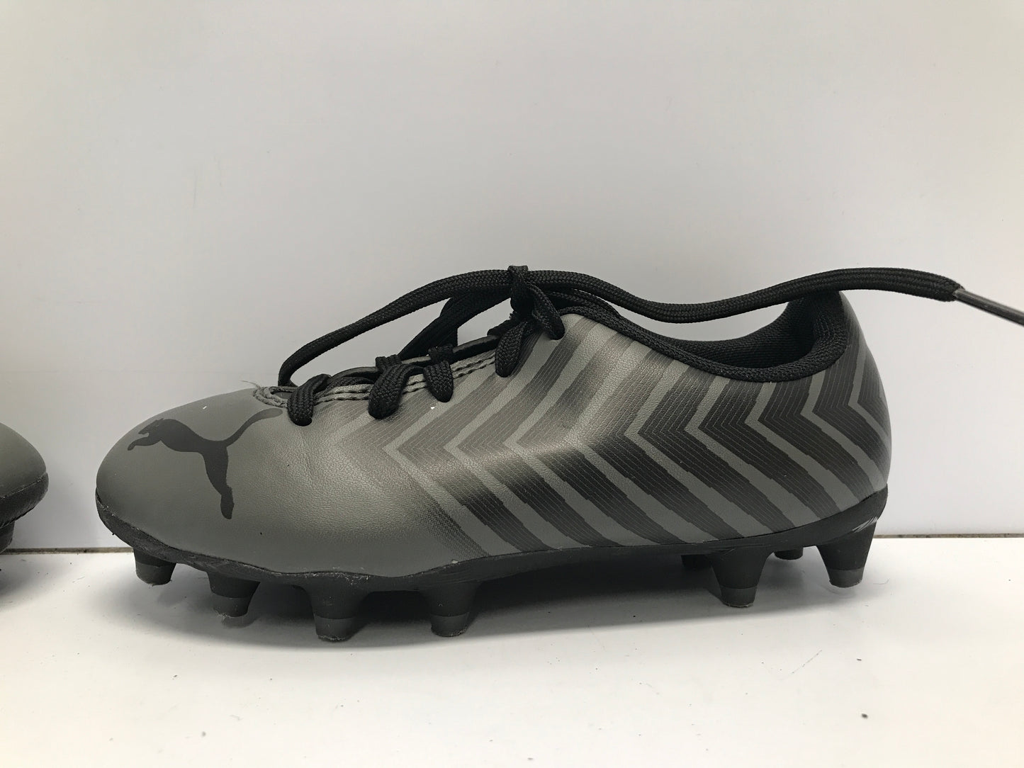 Soccer Shoes Cleats Child Size 12 Puma Black Grey Like New