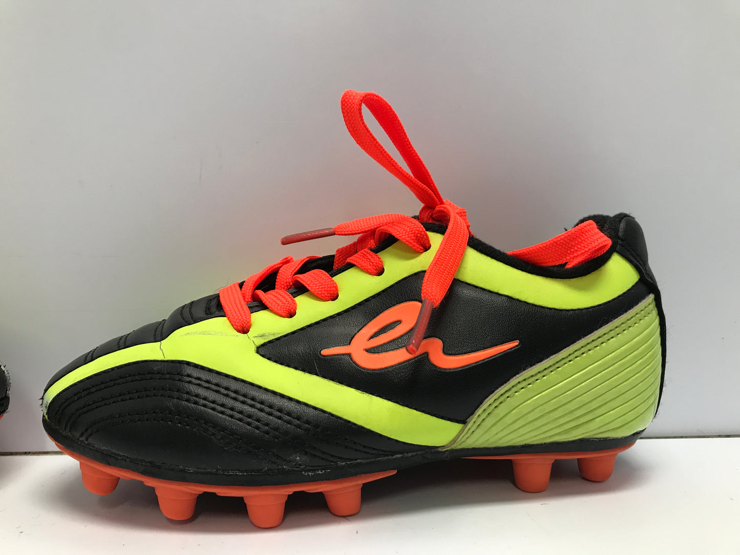Soccer Shoes Cleats Child Size 13 Eletto Black Lime Pumpkin Like New