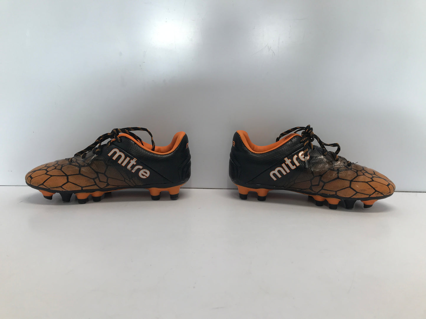 Soccer Shoes Cleats Child Size 13 Mitre Black Pumpkin Like New