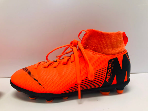 Soccer Shoes Cleats Child Size 1 Nike Mercurial Tangerine and Black With Slipper Foot