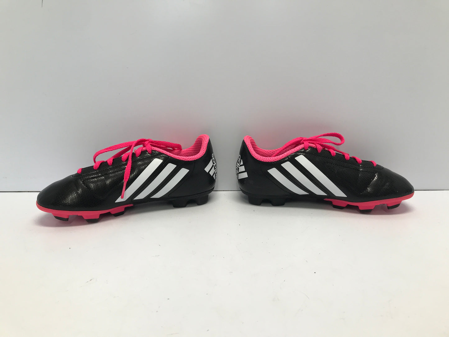 Soccer Shoes Cleats Child Size 2 Adidas Black Fushia Pink Excellent