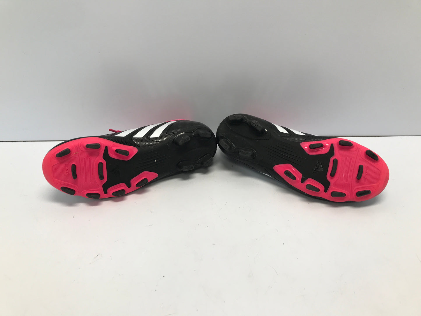 Soccer Shoes Cleats Child Size 2 Adidas Black Fushia Pink Excellent