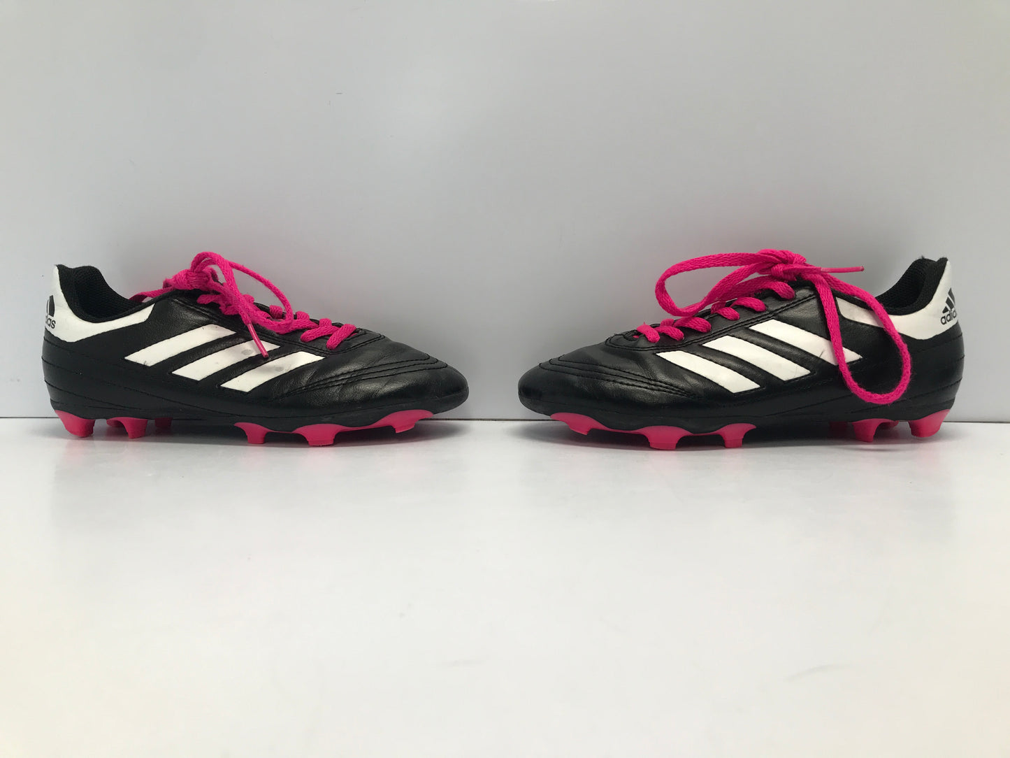 Soccer Shoes Cleats Child Size 2 Adidas Black Pink Excellent