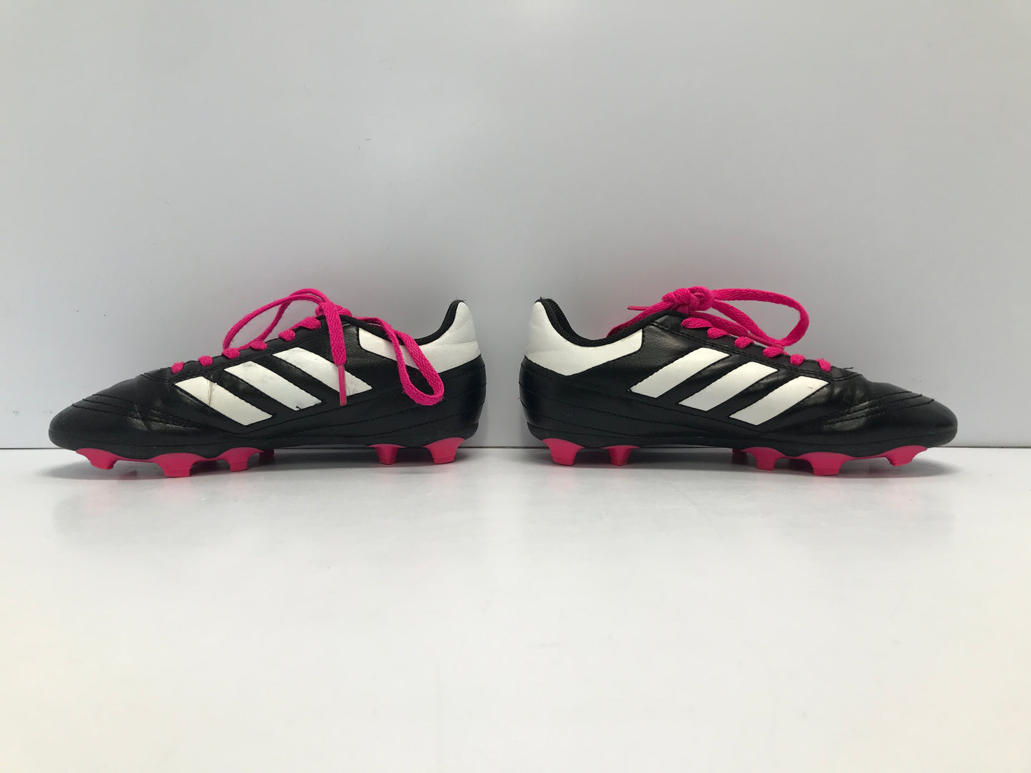 Soccer Shoes Cleats Child Size 2 Adidas Black Pink Excellent