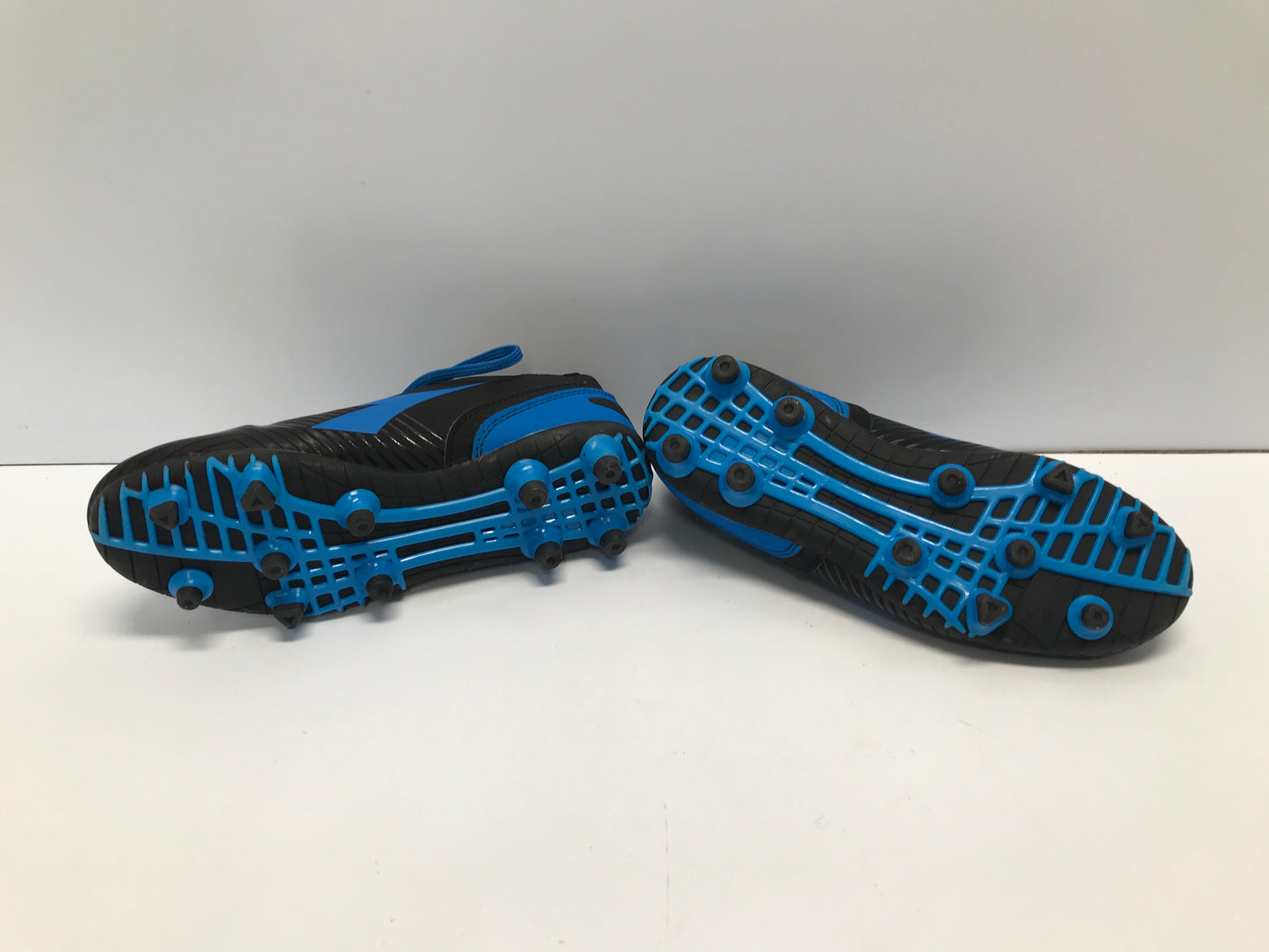 Soccer Shoes Cleats Child Size 2 Diadora Blue Black Like New