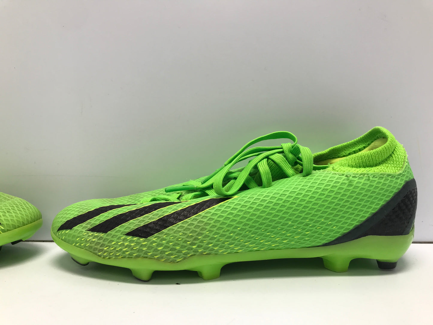 Soccer Shoes Cleats Child Size 3.5 Lime Black Slipper Foot Minor Marks