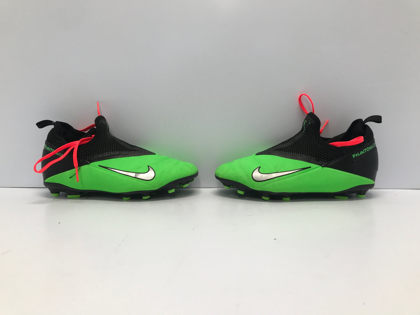 Soccer Shoes Cleats Child Size 3.5 Nike Phantom Slipper Foot Lime Black