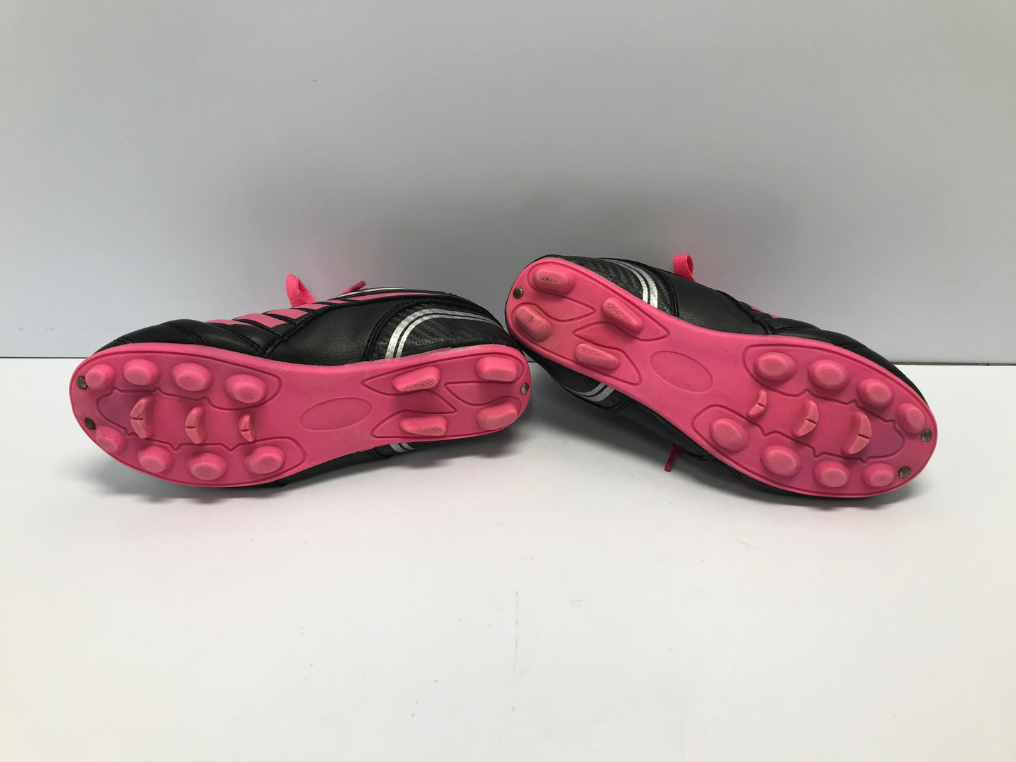 Soccer Shoes Cleats Child Size 3 Athletic Pink Black