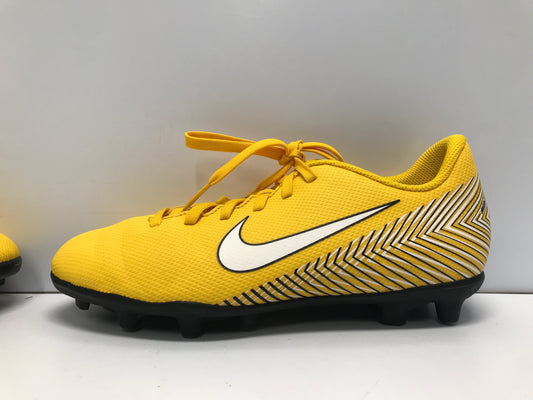 Soccer Shoes Cleats Child Size 4.5 Nike Mercurial Lemon Black Like New