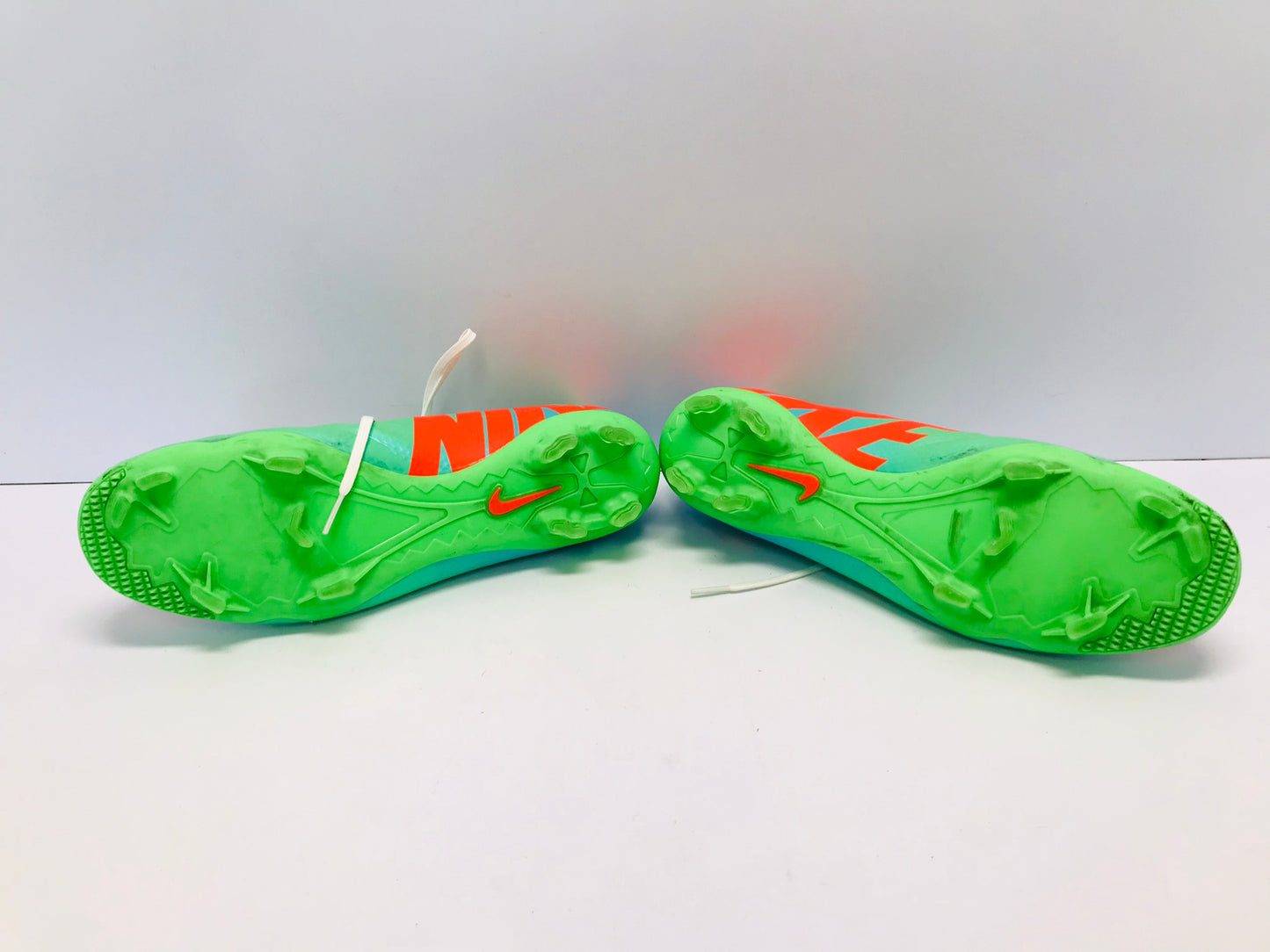 Soccer Shoes Cleats Men's Size 10.5 Nike Lime Orange Few Marks