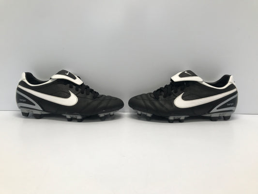 Soccer Shoes Cleats Men's Size 10 Nike Tiempo Black White Like New