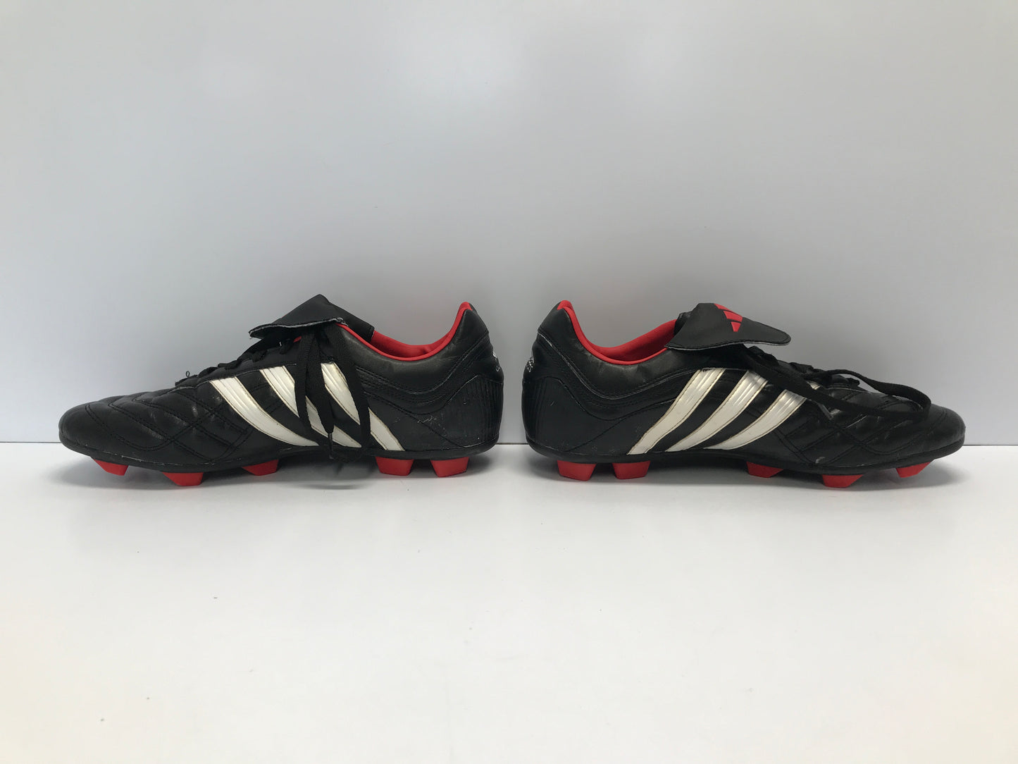 Soccer Shoes Cleats Men's Size 11 Adidas Black White Red Excellent