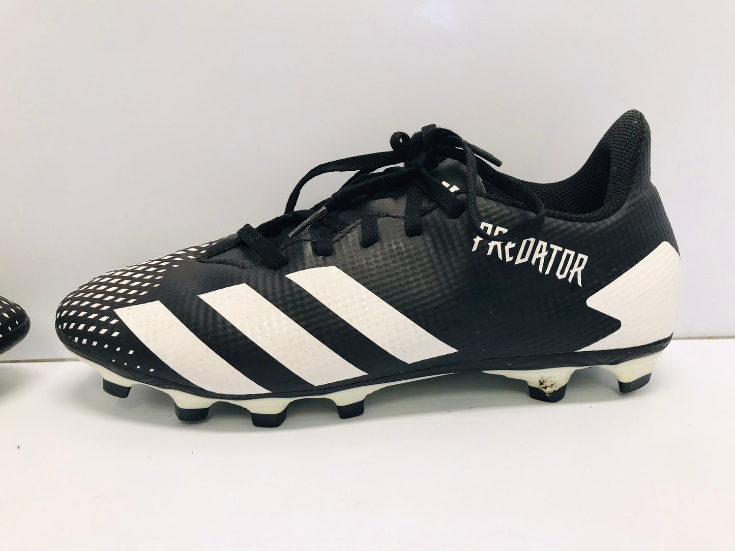 Soccer Shoes Cleats Men's Size 7 Adidas Preditor Black White New Demo Model