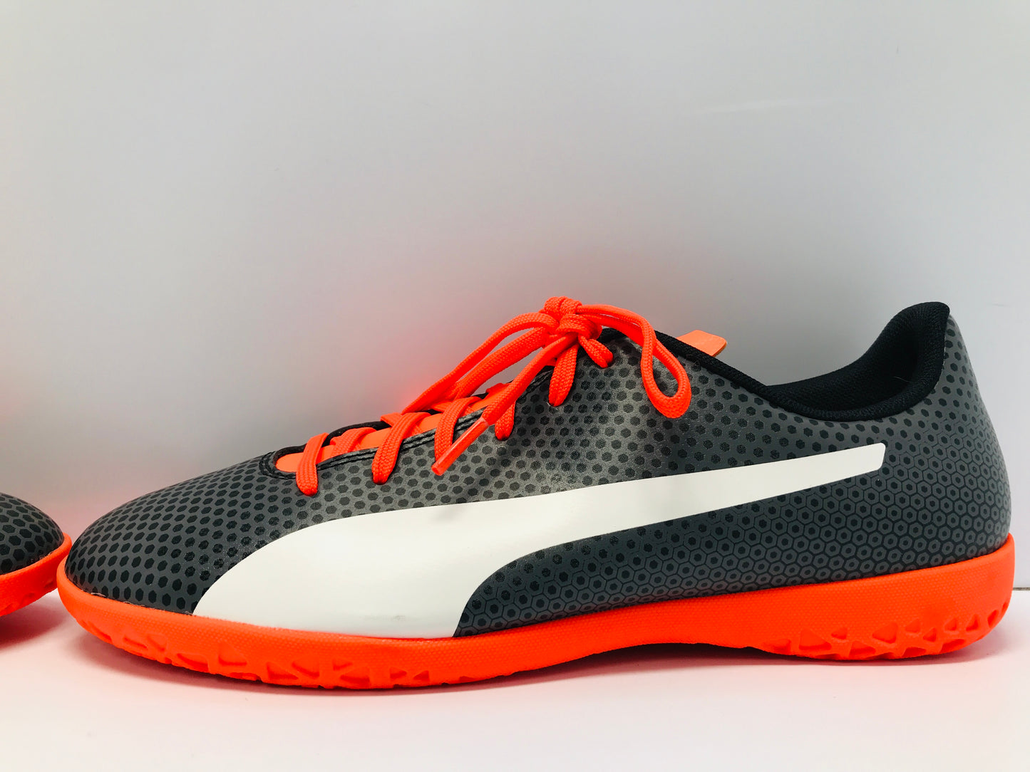 Soccer Shoes Cleats Men's Size 8 Puma Indoor Flat Rubber Soles Grey black Tangerine New Never Used