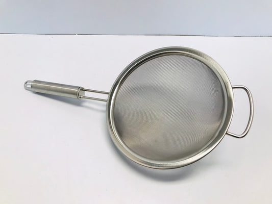 Stainless Strainer Large 8 Inch Excellent