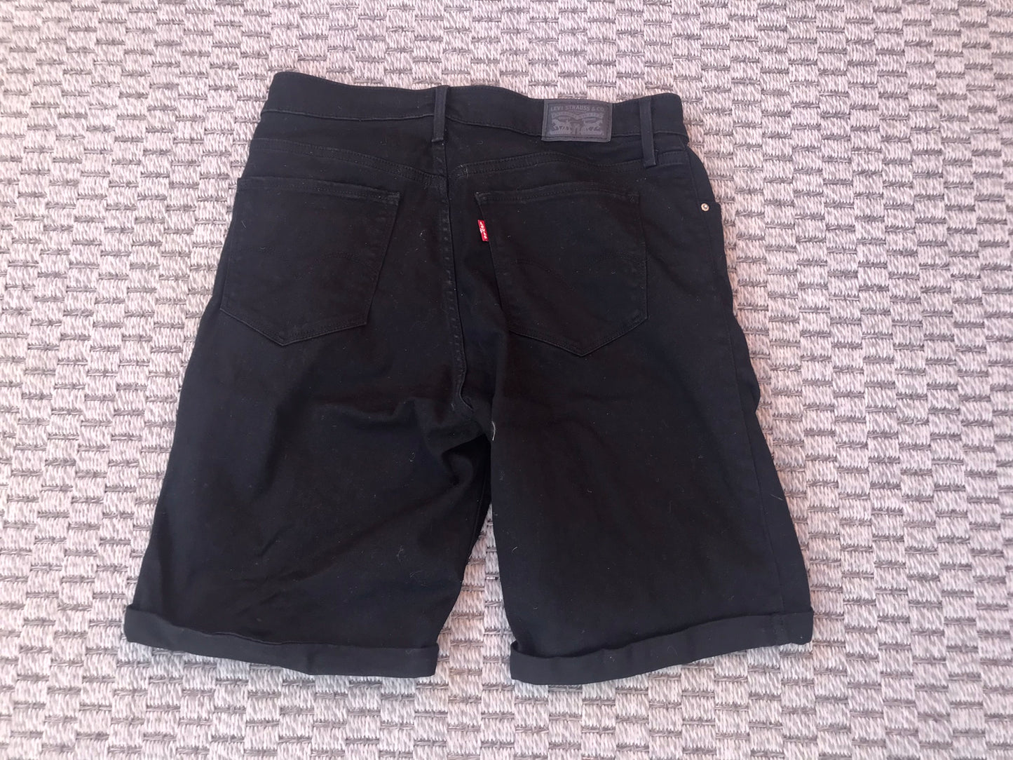 Summer Shorts Ladies Size 16 Levi Bermuda Stretch Black New