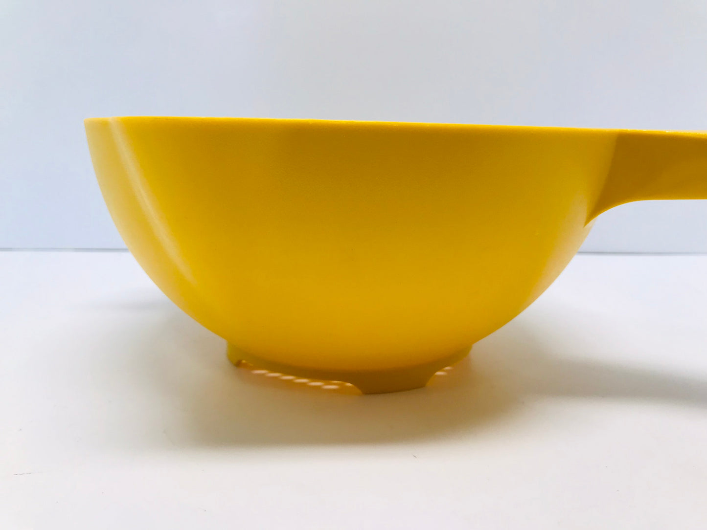 Tupperware Vintage 1970's Yellow Strainer Large 8 Inch