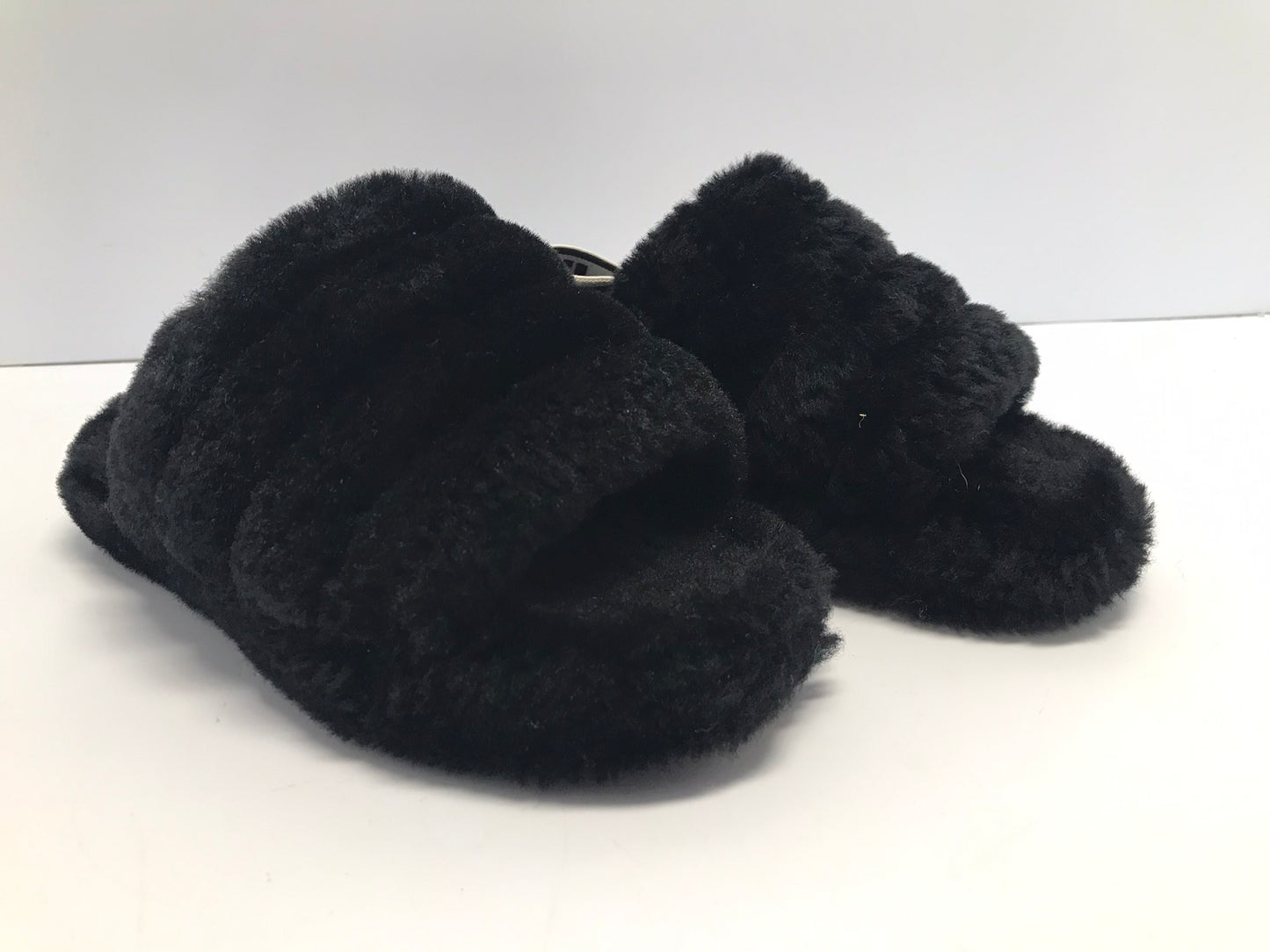 Uggs Child Size 13 USA Plush Slippers Like New