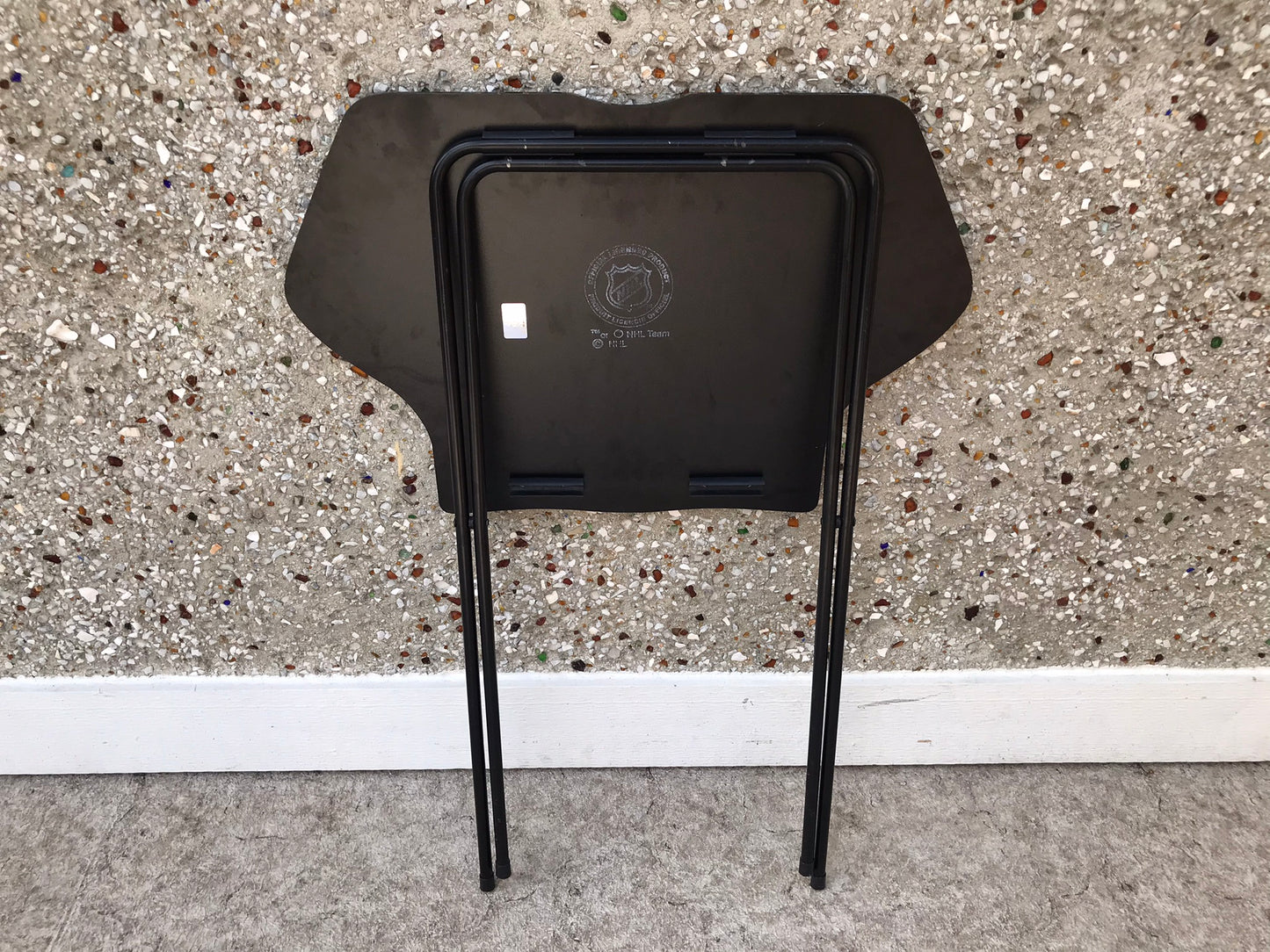 Vancouver Canucks RARE NHL Hockey TV Side Table Folds Down Standard Size Like New