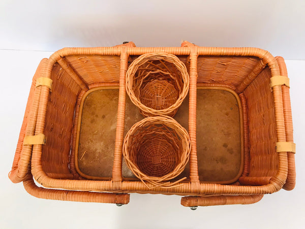 Vintage 1960's Wicker Rattan Picnic Basket 20x12x11 inch Double Sided  Cottage RV Camping Family Size