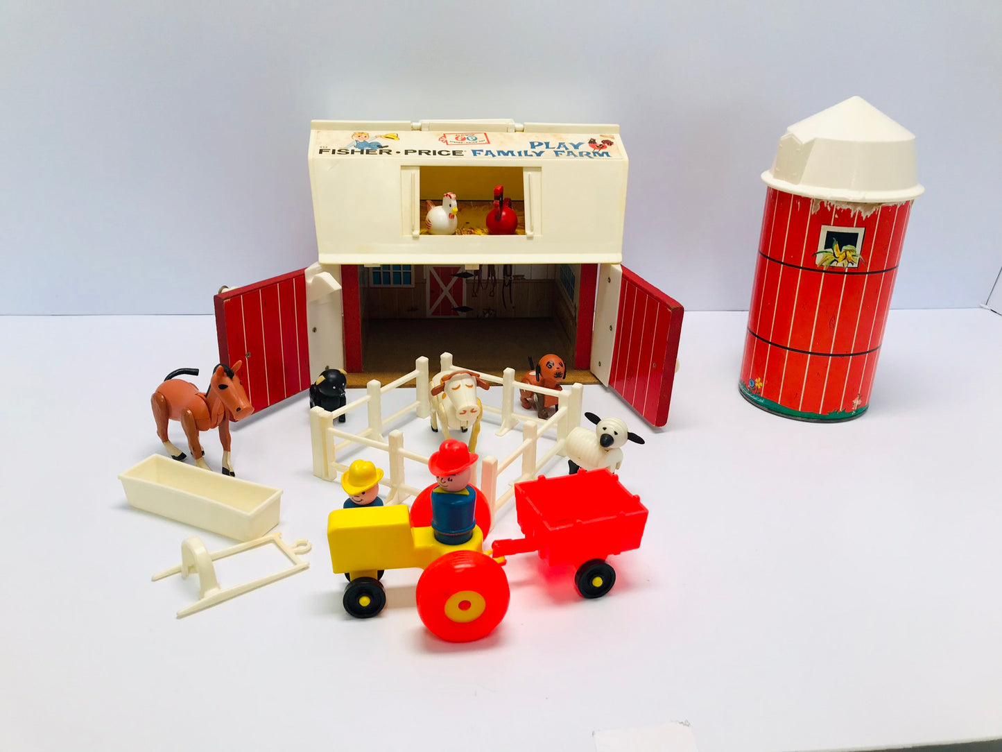 Vintage 1969 Play Family Little People Farm and Silo RARE to find Minor Wear on Barn