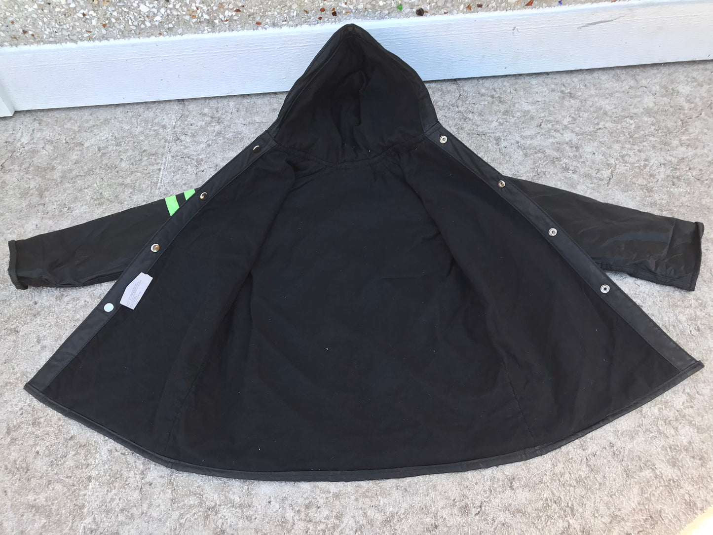 Rain Coat Child Size 8-10  Vintage 1989 RARE Teenage Mutant Ninja Turtles Mirage Studio's Child Lined Few Small Marks Looked Like It Was Used Once