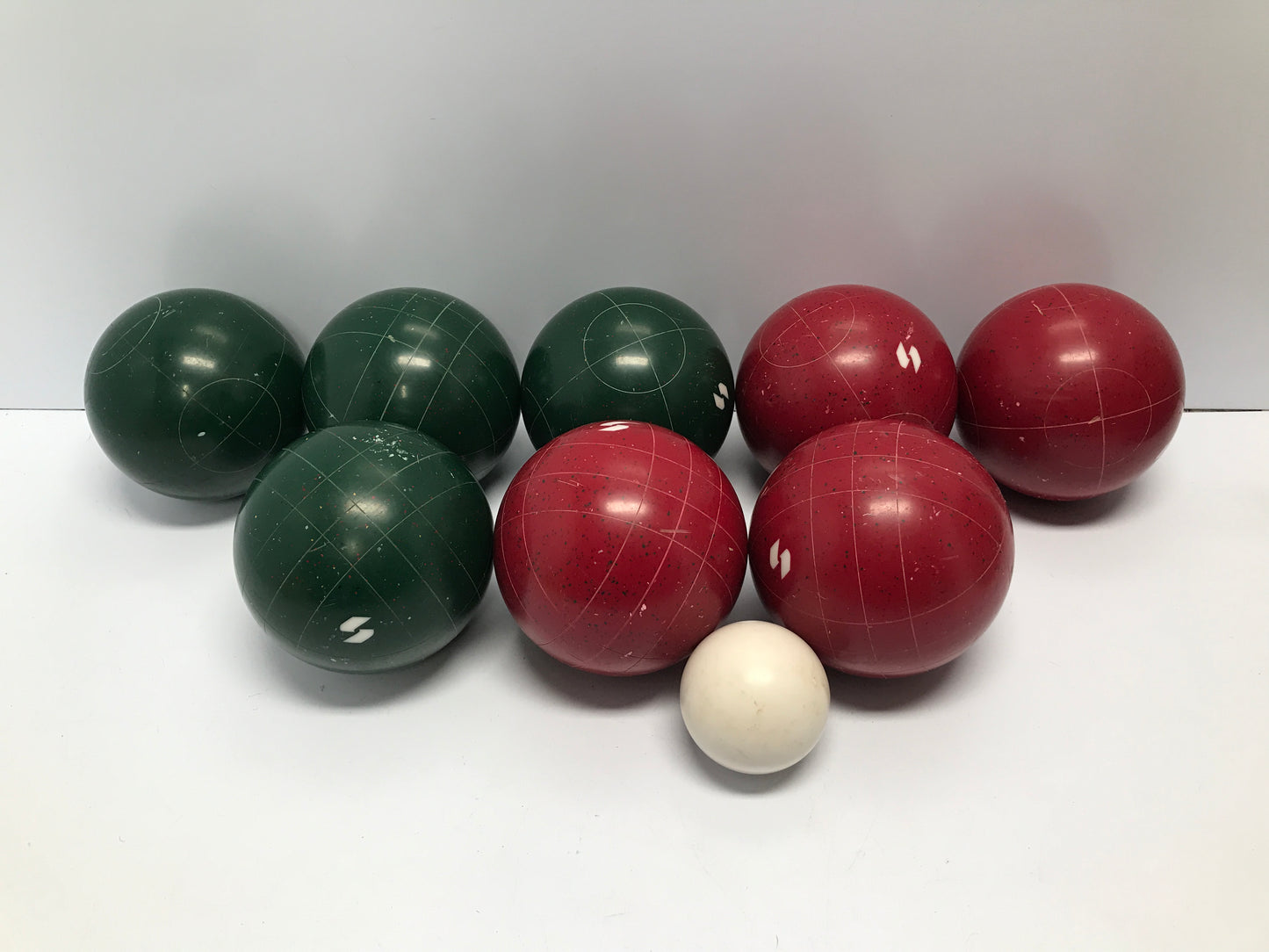 Vintage Sportcraft Bocce Ball Set Green Red Adult Size Carry Bag Original Wood Box Like New Rope Handles Rare Set