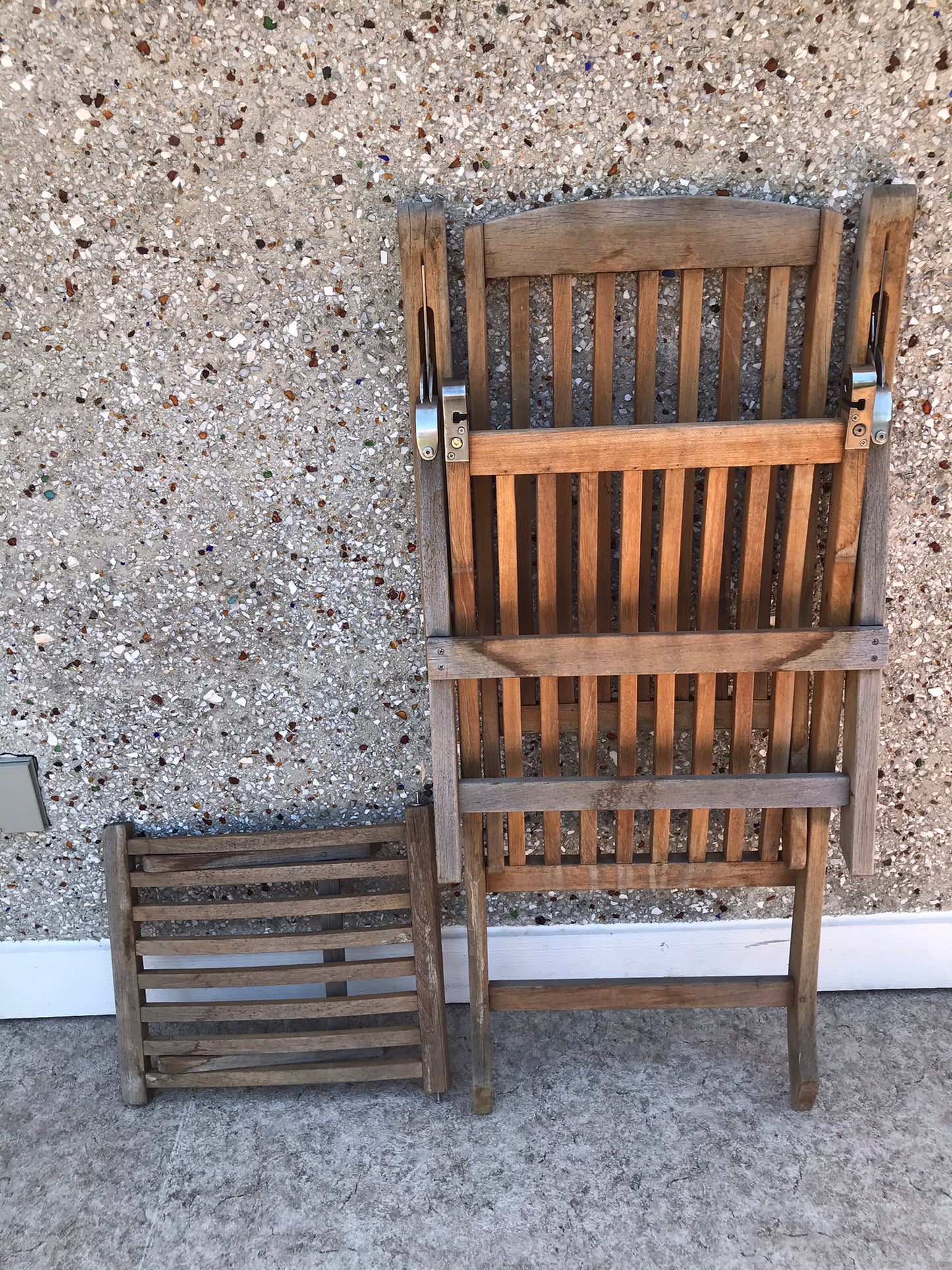 Vintage Teak Wood Reclining Folding Steamer Lounge Chair Up To 6 Feet With Amazing Cushion Folds Down Flat