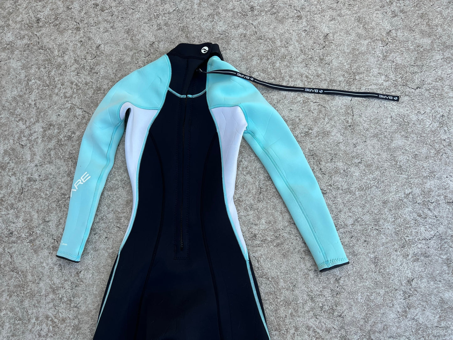 Wetsuit Child Size 14-16 Youth Aqua Blue Black Bare Full 3-2 mm Neoprene  Outstanding Quality Like New
