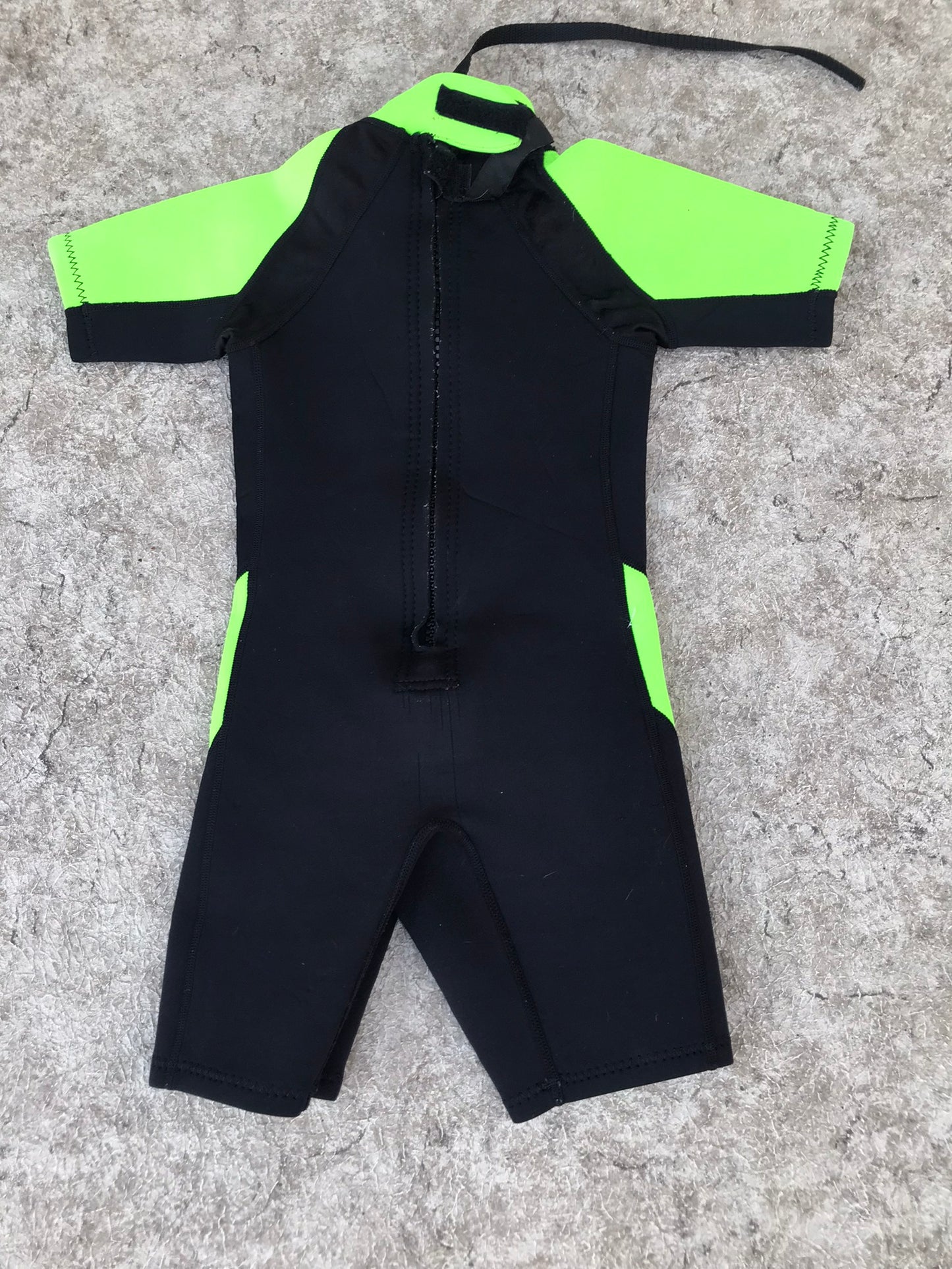 Wetsuit Child Size 7-8 Deep See Neoprene 2-3mm Black Lime