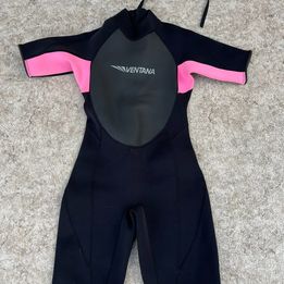 Wetsuit Ladies Size 10 Ventana 2-3 mm Neoprene Black Pink Like New