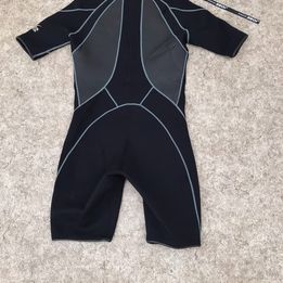 Wetsuit Men's Size Medium Jobe Sports Black Grey 2-3 mm Neoprene Surf, Kayak, Paddleboard, Snorkel