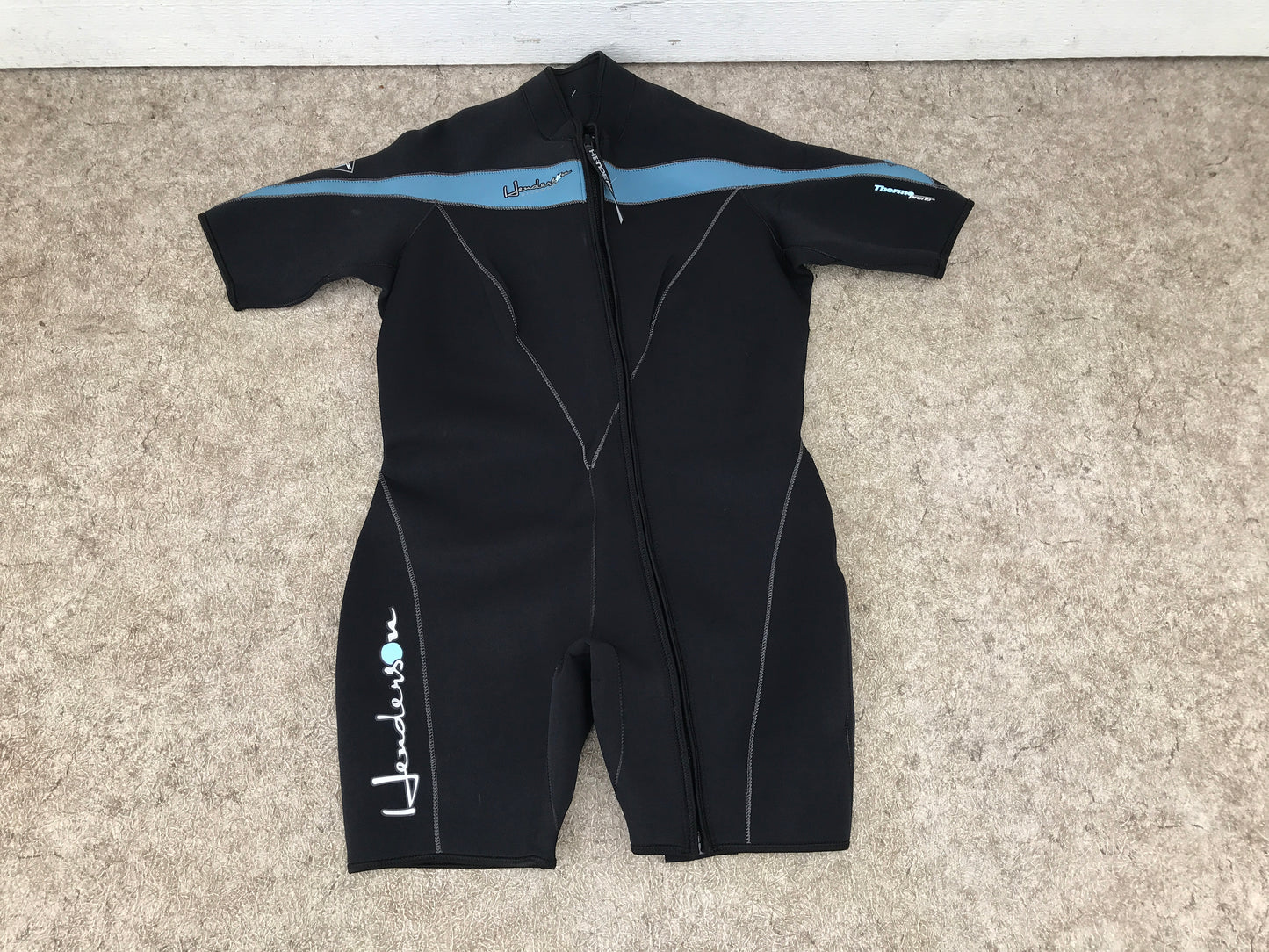 Wetsuit Men's Size XX Large Henderson With Front Zip Up 3 mm Neoprene Blue Black Like New